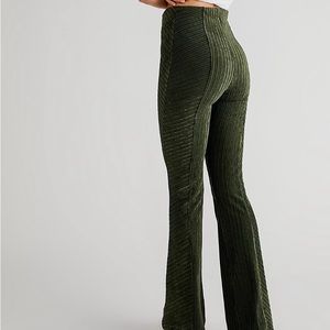 Worn once Free People Slim Pull On Velvet Flare Pants size SHORT MEDIUM